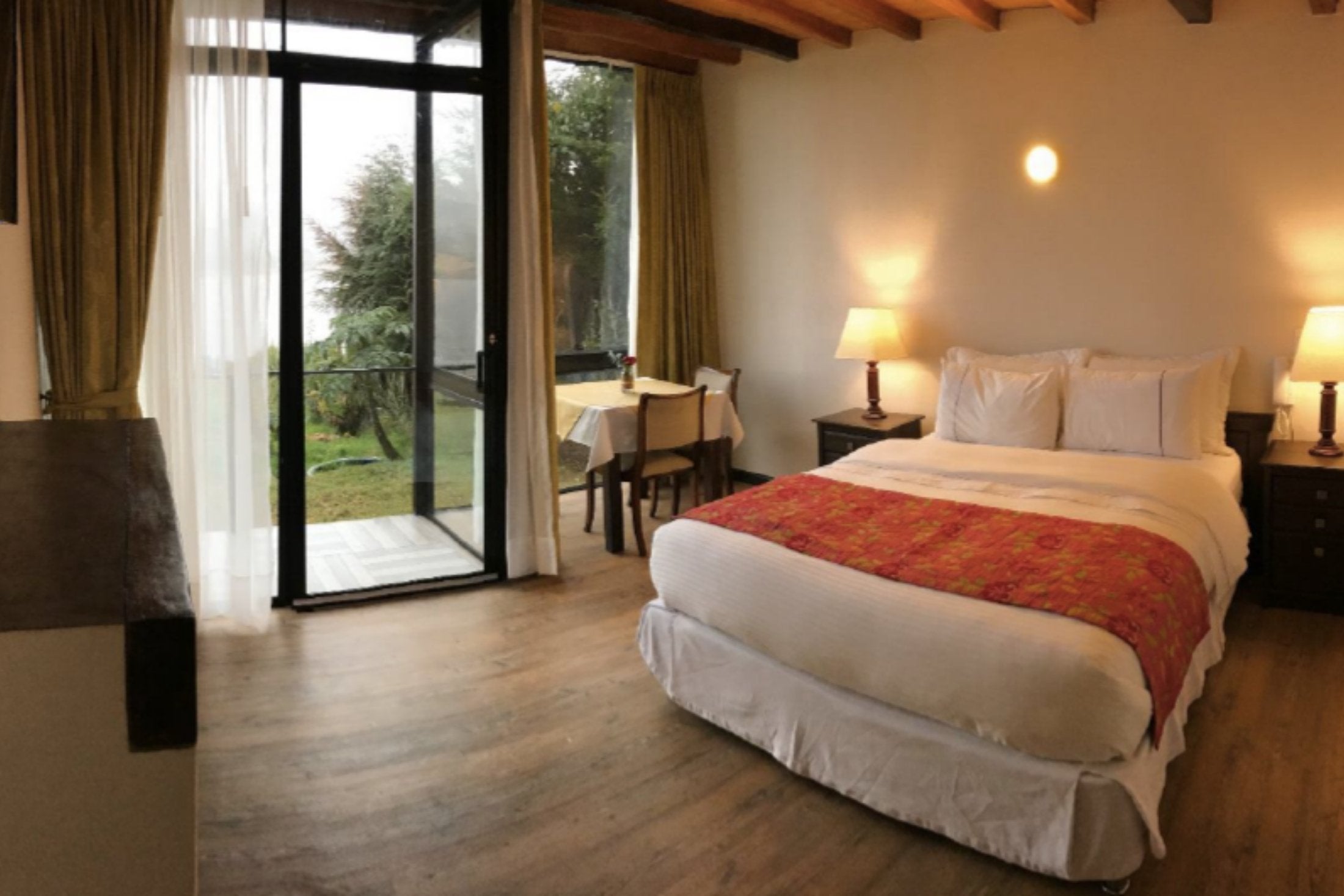 Escapada Romántica A La Represa Del Sisga